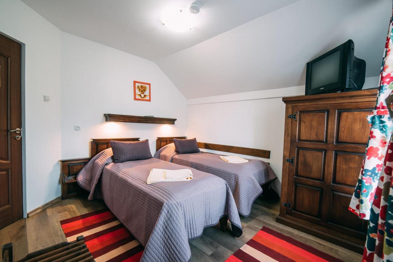 Pension La Roata グラ・フモアルルイ 部屋 写真
