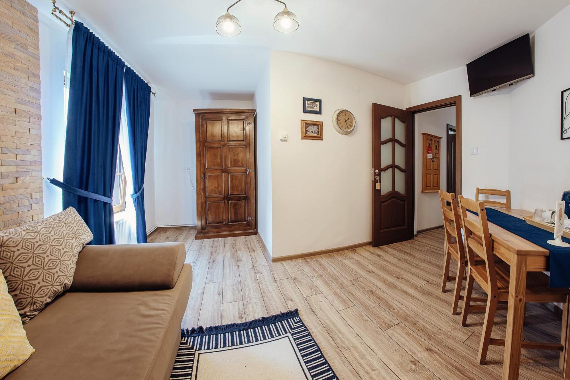 Pension La Roata グラ・フモアルルイ 部屋 写真