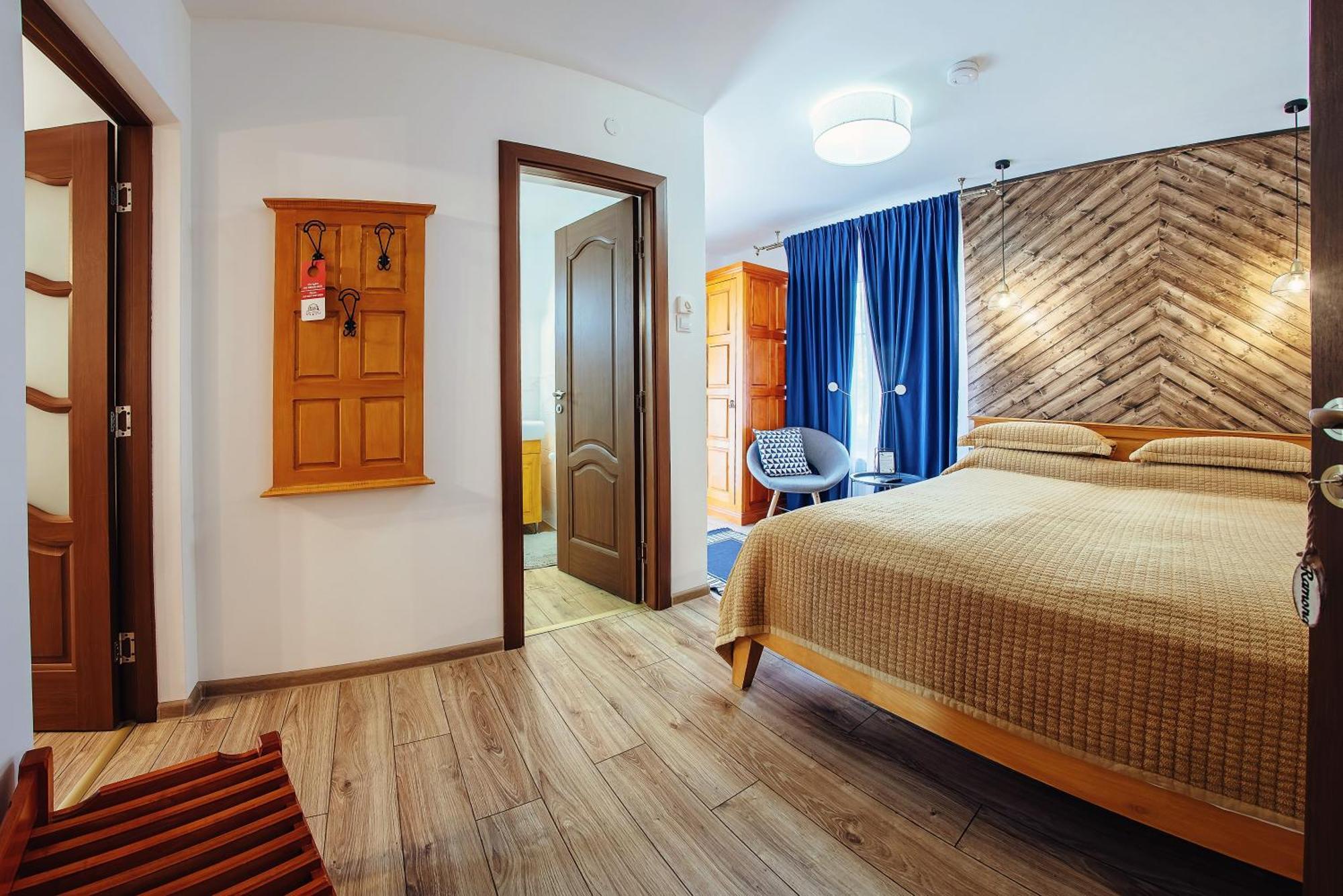 Pension La Roata グラ・フモアルルイ 部屋 写真