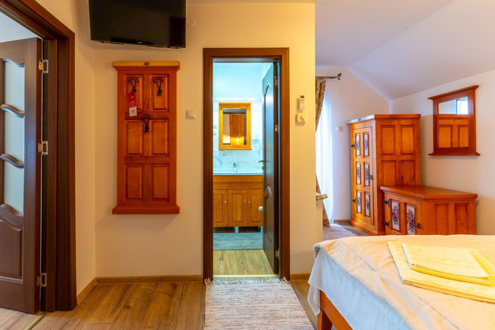Pension La Roata グラ・フモアルルイ 部屋 写真